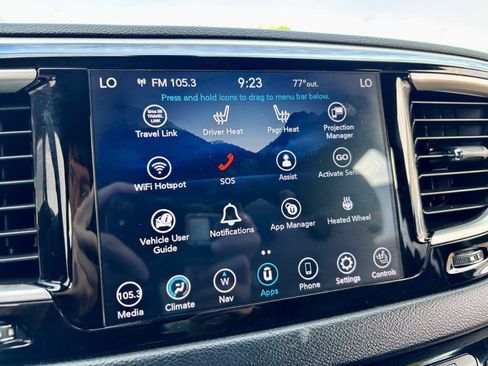 Used 2020 Chrysler Pacifica Touring-L AWD/4WD image 36