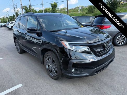 Used 2022 Honda Pilot Sport image 1