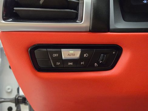 Used 2021 BMW M850i xDrive Convertible w/ Driving Assistance Package image 38