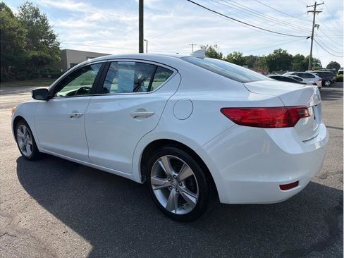 Used 2014 Acura ILX FWD image 4