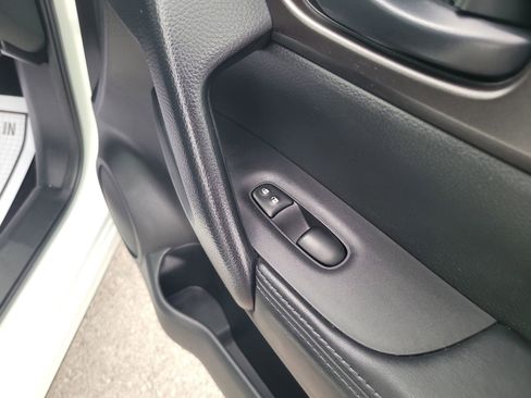 Used 2020 Nissan Rogue Sport S FWD image 25