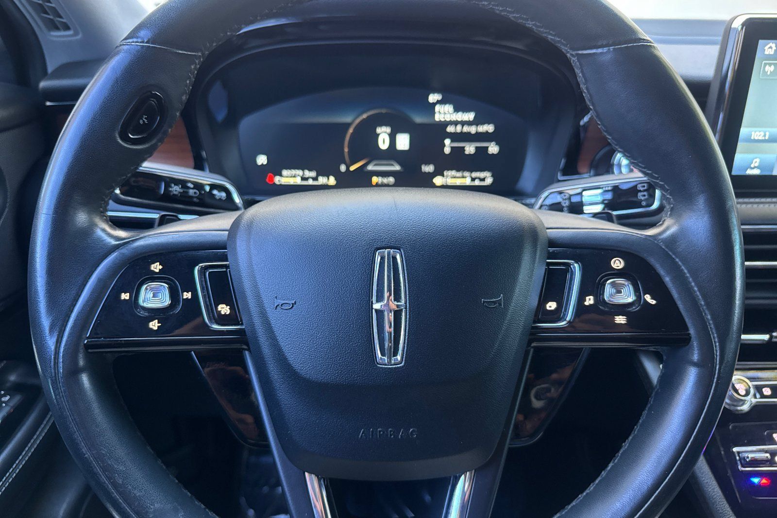 Used 2021 Lincoln Corsair Reserve AWD/4WD image 24