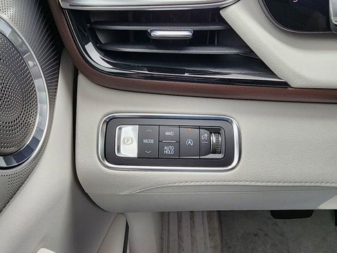 New 2026 Buick Enclave Avenir w/ Super Cruise Package AWD/4WD image 19