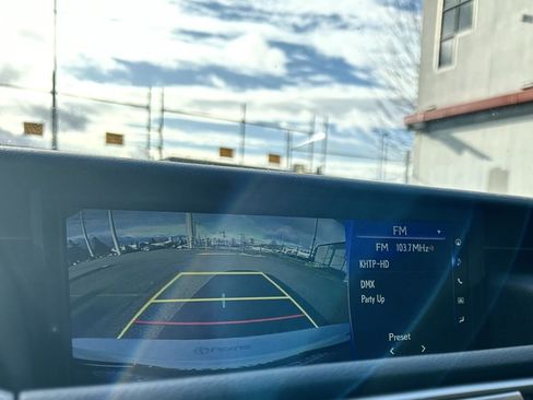 Used 2019 Lexus IS 300 image 23