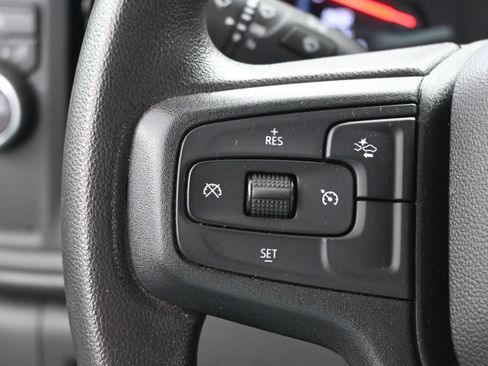 Used 2024 Chevrolet Silverado 1500 Custom image 19