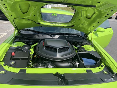 Used 2023 Dodge Challenger R/T w/ Plus Package image 26