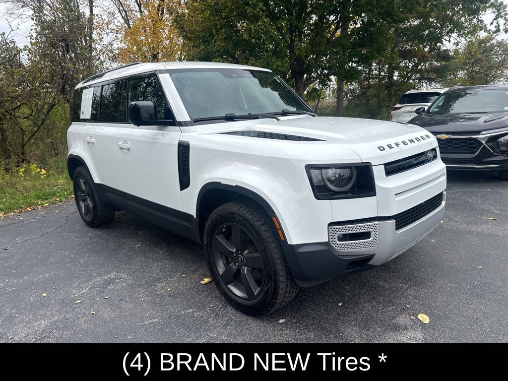 Used 2024 Land Rover Defender 110 S AWD/4WD image 3