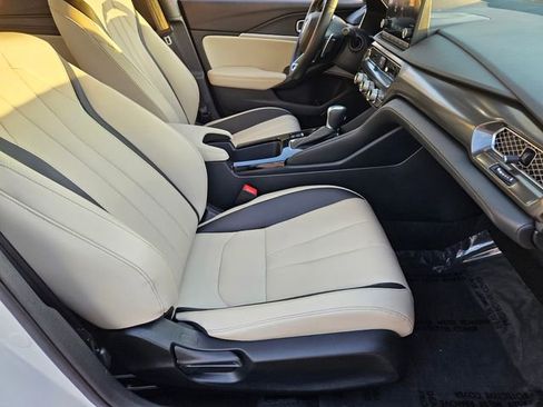 Used 2023 Acura Integra A-Spec image 17