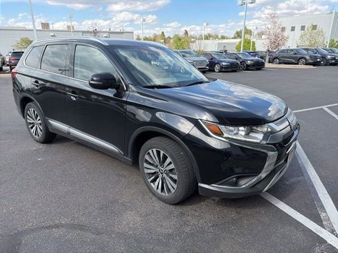 Used 2020 Mitsubishi Outlander SEL AWD/4WD image 2