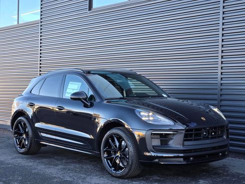 New 2026 Porsche Macan GTS AWD/4WD image 9