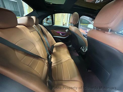 Used 2020 Mercedes-Benz C 300 4MATIC Sedan image 18