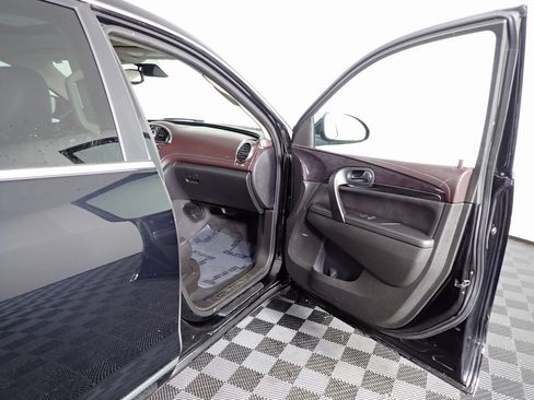 Used 2017 Buick Enclave Premium w/ Experience Buick Package image 34