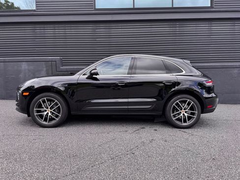 Certified 2026 Porsche Macan AWD/4WD image 7