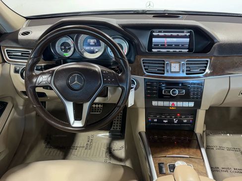 Used 2014 Mercedes-Benz E 350 Sedan image 11