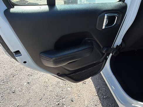 Used 2023 Jeep Wrangler Unlimited Sport AWD/4WD image 22