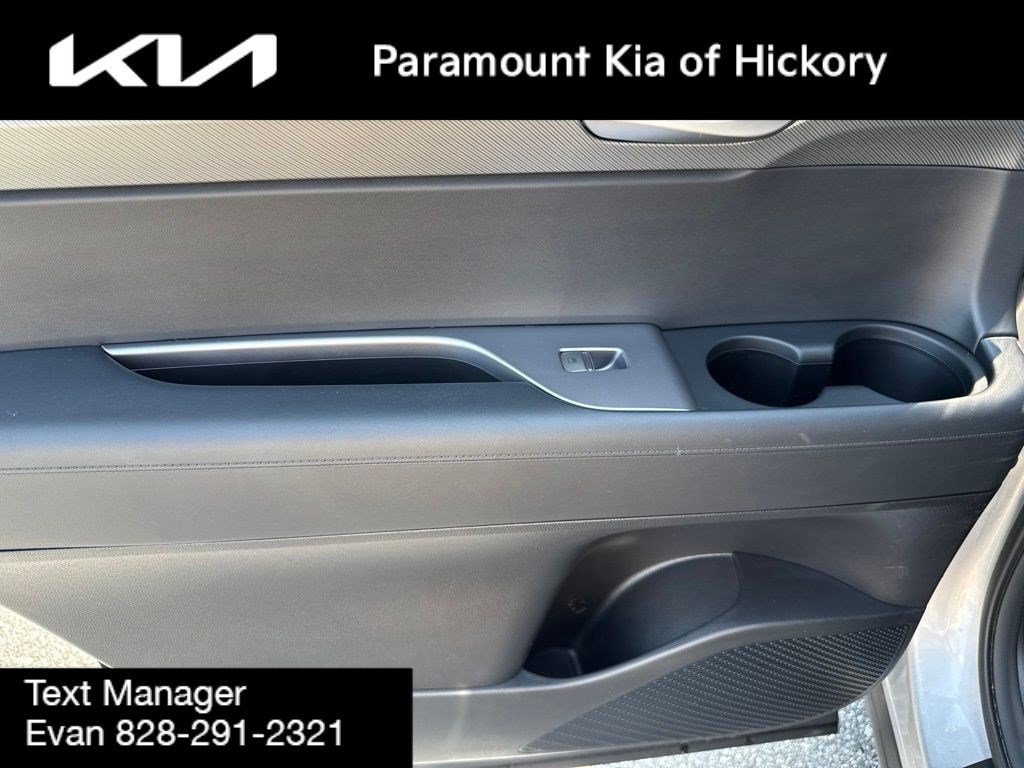 Used 2024 Hyundai Palisade SEL FWD image 14