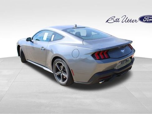 New 2025 Ford Mustang Coupe image 4