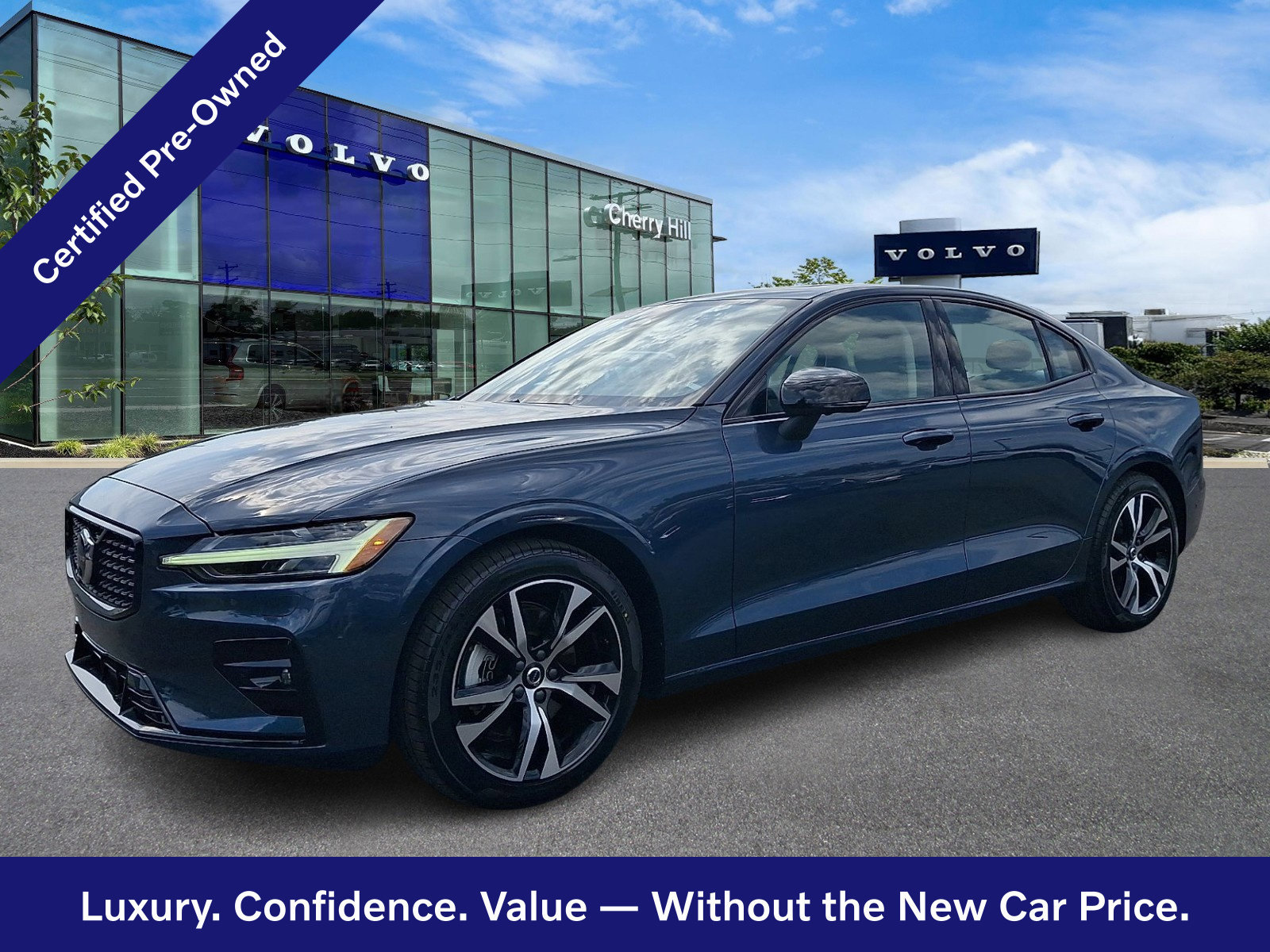 Certified 2024 Volvo S60 B5 Plus w/ Climate Package AWD/4WD image 3