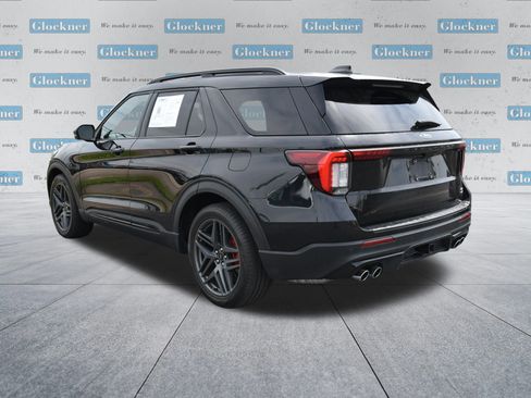 Used 2025 Ford Explorer ST AWD/4WD image 7