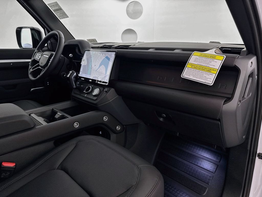 New 2026 Land Rover Defender 110 X-Dynamic SE AWD/4WD image 31