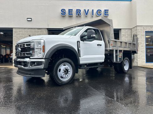 New 2026 Ford F550 4x4 Regular Cab Super Duty image 3
