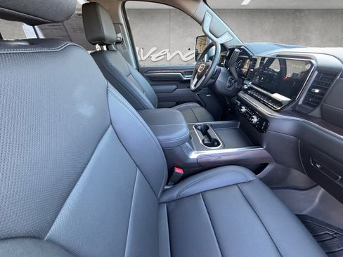 Used 2025 GMC Sierra 2500 SLT w/ Texas SLT Premium Package image 29