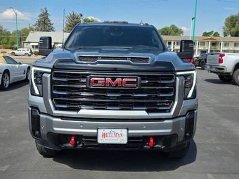 Used 2025 GMC Sierra 2500 AT4 w/ AT4 Premium Plus Package AWD/4WD image 2
