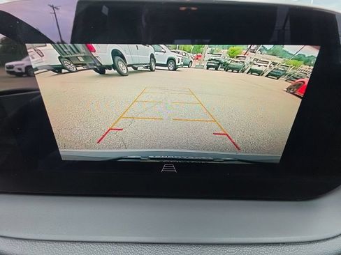 Used 2024 Buick Encore GX Preferred AWD/4WD image 19