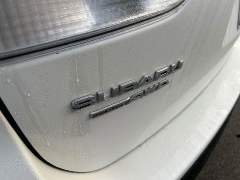 Used 2024 Subaru Forester Premium image 32