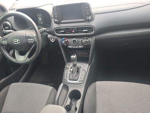Used 2021 Hyundai Kona SEL FWD image 11