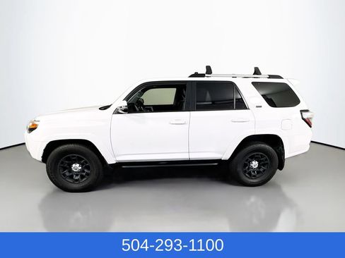 Used 2023 Toyota 4Runner SR5 Premium w/ Moonroof Package RWD image 10