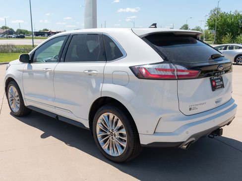 Used 2024 Ford Edge Titanium w/ Titanium Elite Package AWD/4WD image 18