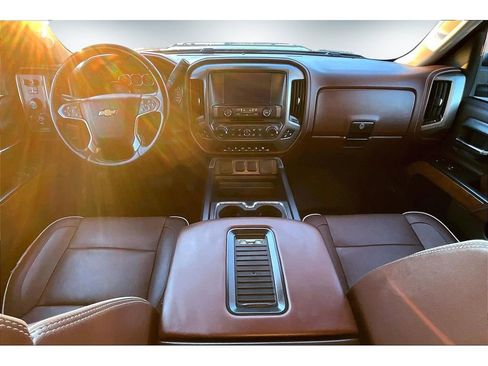 Used 2019 Chevrolet Silverado 3500 High Country w/ Duramax Plus Package image 8