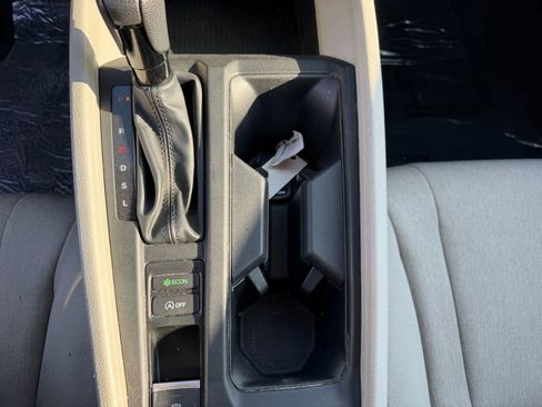 Used 2024 Honda Accord LX image 18