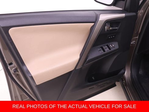 Used 2015 Toyota RAV4 Limited w/ Technology Package image 9