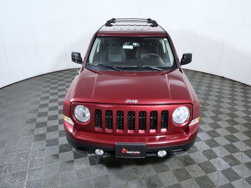 Used 2015 Jeep Patriot Latitude AWD/4WD image 3