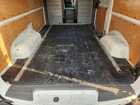 Used 2018 Nissan NV 2500 SV RWD image 26
