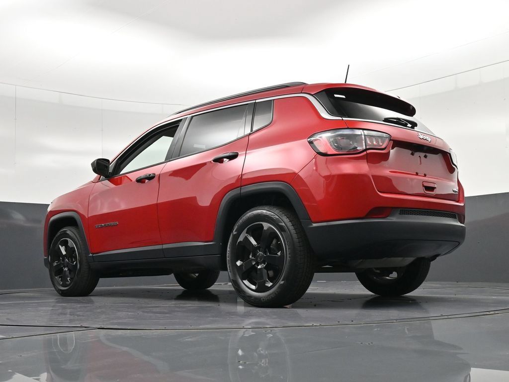 Used 2021 Jeep Compass Latitude FWD image 19