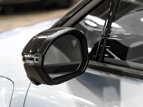 Used 2023 Fisker Ocean Extreme image 40