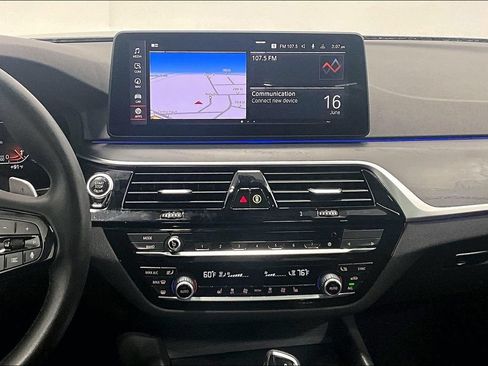 Used 2023 BMW 530i xDrive AWD/4WD image 6