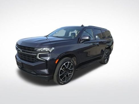 Used 2022 Chevrolet Tahoe RST w/ Luxury Package image 3