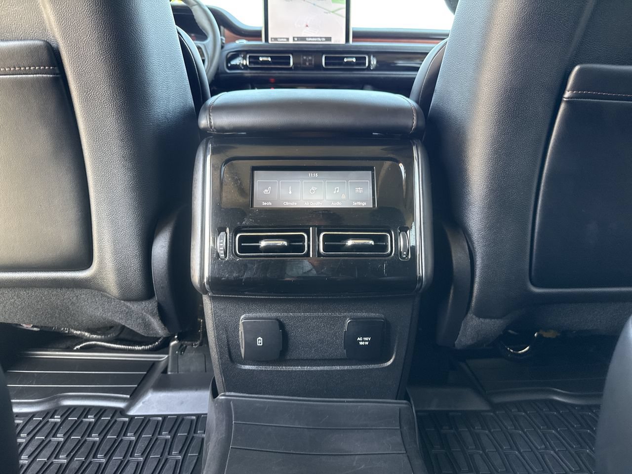 Used 2024 Lincoln Aviator Reserve w/ Equipment Group 201A RWD image 34