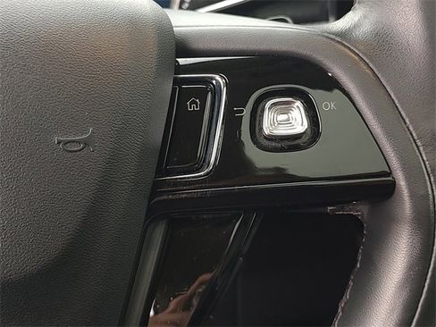 Used 2023 Lincoln Corsair Reserve w/ Equipment Group 201A image 21