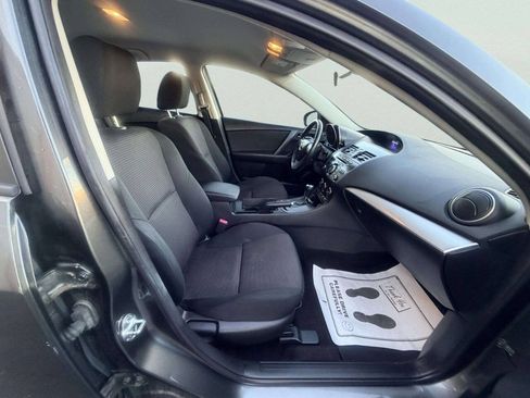 Used 2013 MAZDA MAZDA3 i Touring FWD image 27