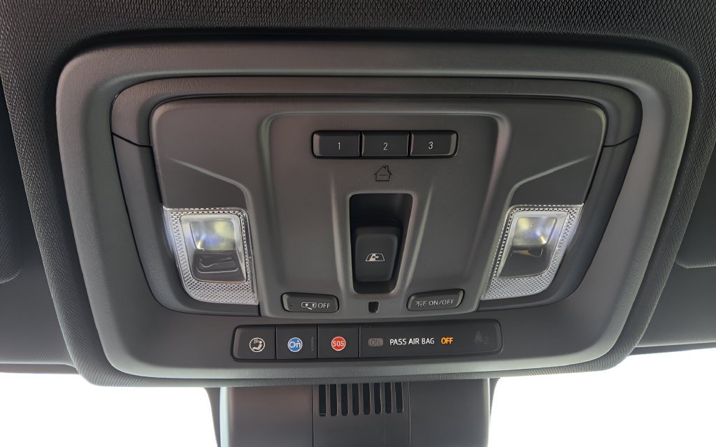 Used 2023 GMC Sierra 1500 AT4 w/ AT4 Premium Package AWD/4WD image 9