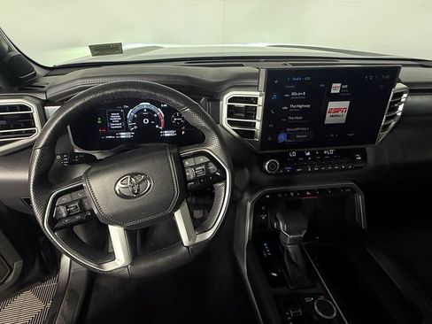 Used 2025 Toyota Tundra Platinum AWD/4WD image 14