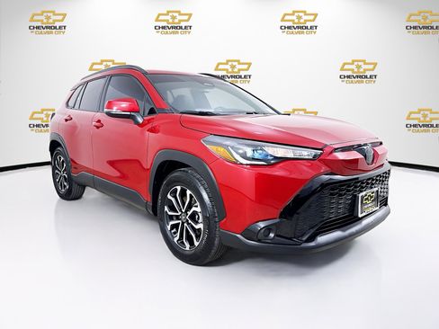 Used 2024 Toyota Corolla Cross AWD Hybrid w/ Moonroof Package image 1
