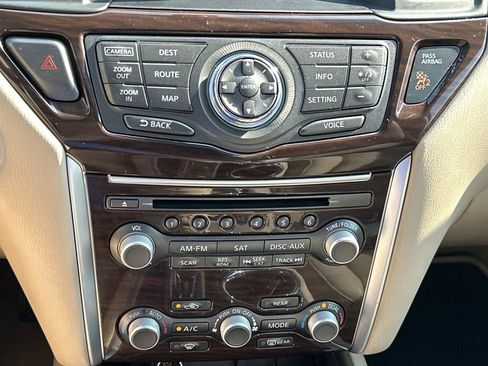 Used 2015 Nissan Pathfinder SL w/ SL Premium Package FWD image 40