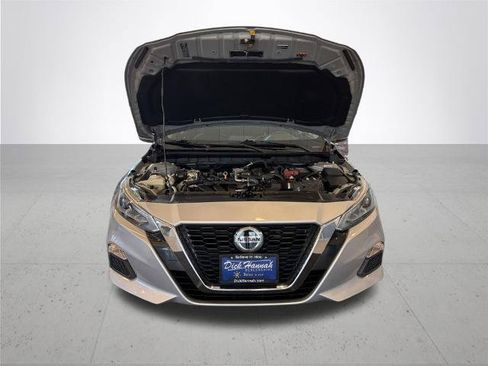 Certified 2022 Nissan Altima 2.5 SV FWD image 5