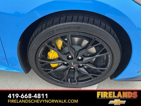 New 2025 Chevrolet Corvette Stingray Premium Cpe w/ Z51 Performance Package image 45